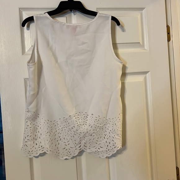 Ladiess L top - Picture 2 of 2